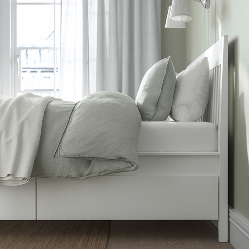Cama moderna con cajones: diseño elegante y fácil de almacenar con cajones de cierre suave.