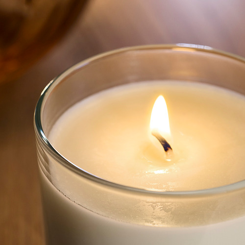 LOTSFÅGEL, vela aromática en vaso. 6 de 8 abrir diálogo