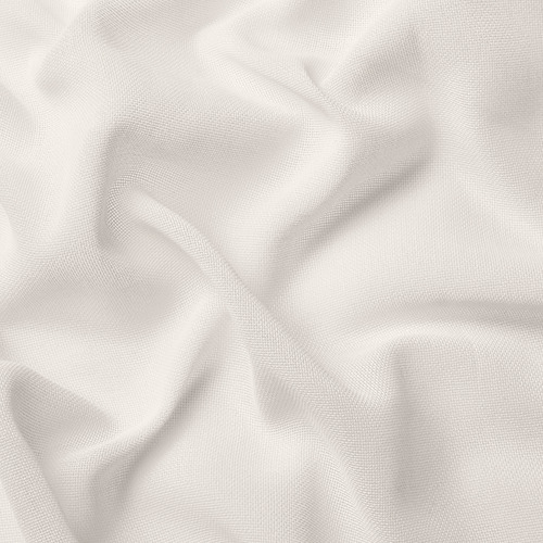 Cortina blanca transparente arrugada, que permite que la luz se filtre, colgando suavemente.