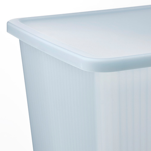 Recipiente de plástico blanco con bordes lisos y resistentes y un borde ligeramente curvado. Laterales acanalados para mayor estabilidad.