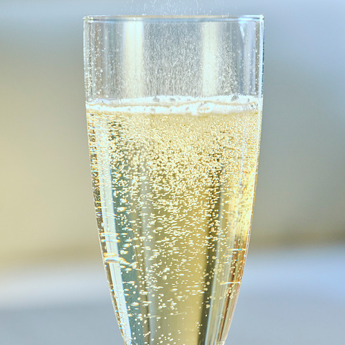 DRYCK BUBBEL PÄRON, sparkling pear drink. 4 of 5 open dialog