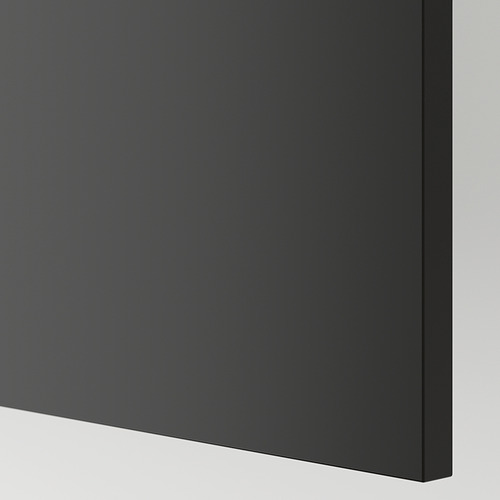 Elegante panel de cocina negro, acabado liso, diseño de alta calidad.
