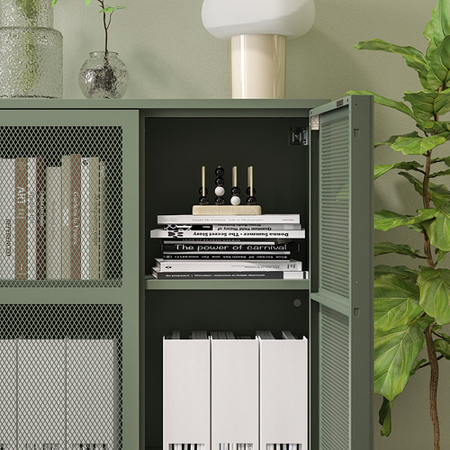 Armario metálico IVAR verde con puertas de malla, almacenamiento de libros y archivos. Se cuelga de las paredes o se coloca en el suelo, proporcionando un almacenamiento cerrado y resistente a la suciedad.
