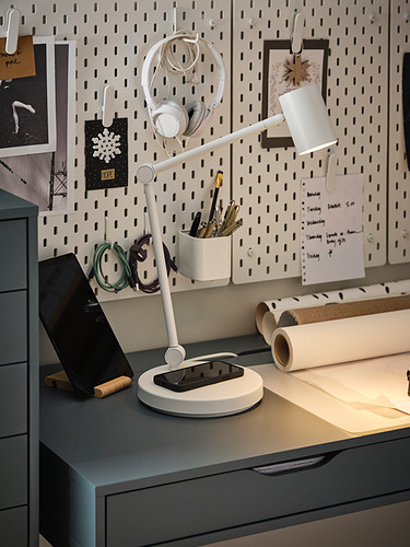 NYMÅNE, work lamp with wireless charging. 5 of 10 open dialog