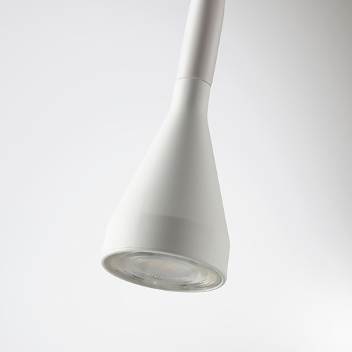 Lámpara blanca moderna y ajustable con pantalla elegante en forma de cono y fuente de luz led visible.