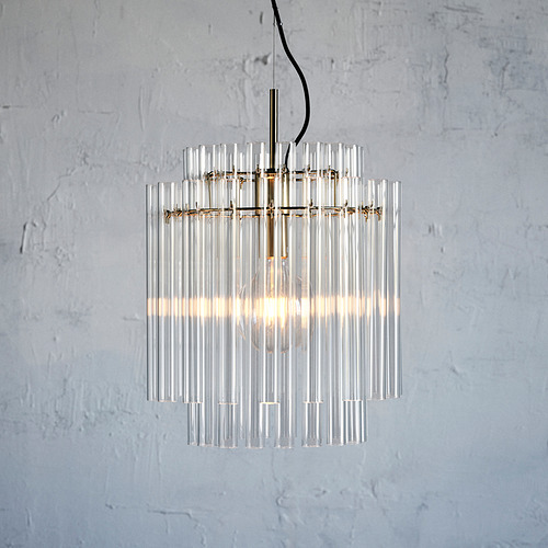 Lámpara colgante moderna con tubos de vidrio transparente, bombilla led blanca cálida y función regulable, colgando del techo.