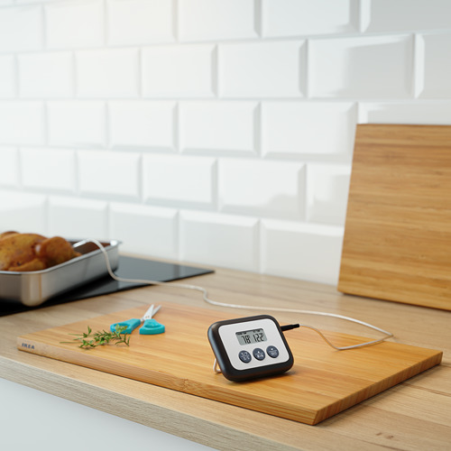 Termómetro de cocina en tabla de cortar; Pantalla digital con cable, temporizador de cocción, sonda de temperatura.
