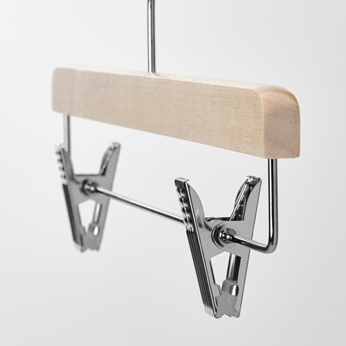 Percha de madera para falda/pantalón con robustos clips metálicos, acabado cromado, garantiza que la ropa no se arrugue.