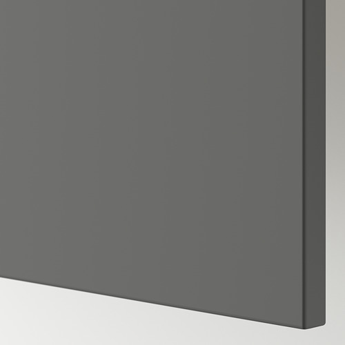Panel gris con acabado liso y elegante y bordes limpios, que muestra materiales y artesanía de alta calidad.