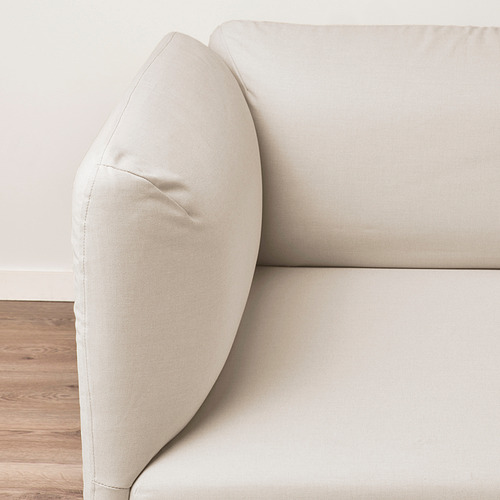 Sofá moderno de color beige con un diseño elegante. Cojines cómodos, tejido liso, líneas limpias. Ideal para espacios habitables contemporáneos.