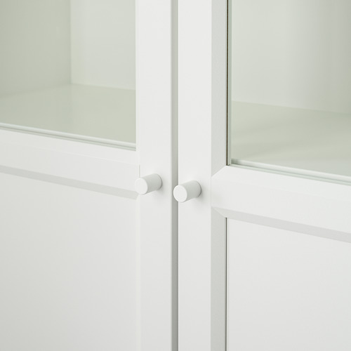 Estantería limpia y moderna con puertas de vidrio esmerilado, que muestra un diseño elegante y artesanía de calidad.