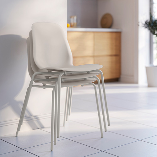 SKÅLSTA, dining table and 4 chairs. 4 of 6 open dialog