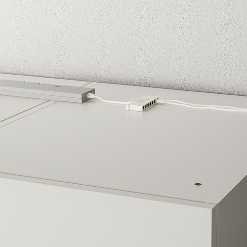 Luz de armario LED con sensor automático.