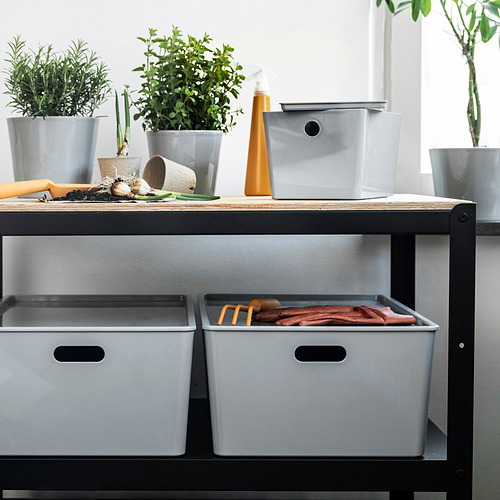 Caja de almacenamiento gris KUGGIS; se adapta a estantes billy, apilados; Hecho de plástico PET reciclado, organiza los accesorios del escritorio.