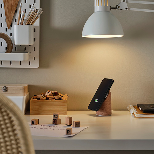 VÄSTMÄRKE, wireless charging stand. 3 of 5 open dialog