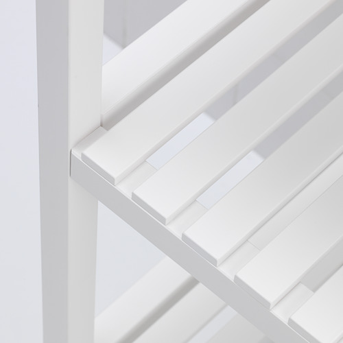 Estantería blanca moderna, líneas limpias, diseño robusto, múltiples compartimentos.