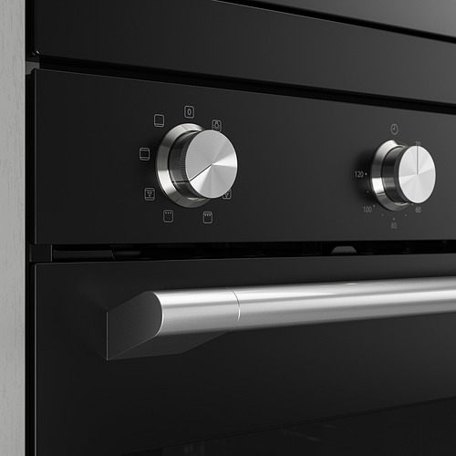 Panel de control moderno del horno con elegantes mandos metálicos y pantalla digital, que demuestra un diseño y funcionalidad de alta calidad.