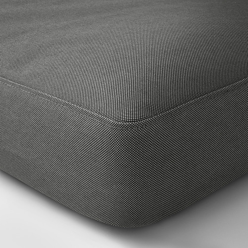 Cojín duradero para exteriores con tela texturizada y resistente a la decoloración. Respetuoso con el medio ambiente, fabricado con materiales reciclados.