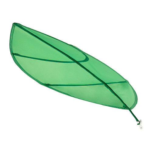 Un dosel de cama verde en forma de hoja llamado LÖVA, diseñado para una habitación infantil, con un tejido de poliéster reciclado.