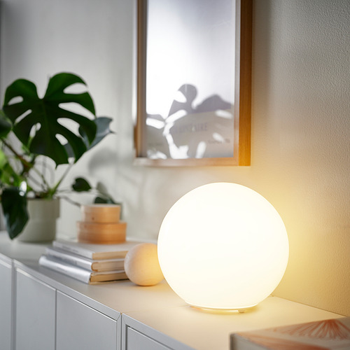 KAJPLATS, bombilla inteligente LED E27 1521 lm 2700K. 2 de 2 abrir diálogo