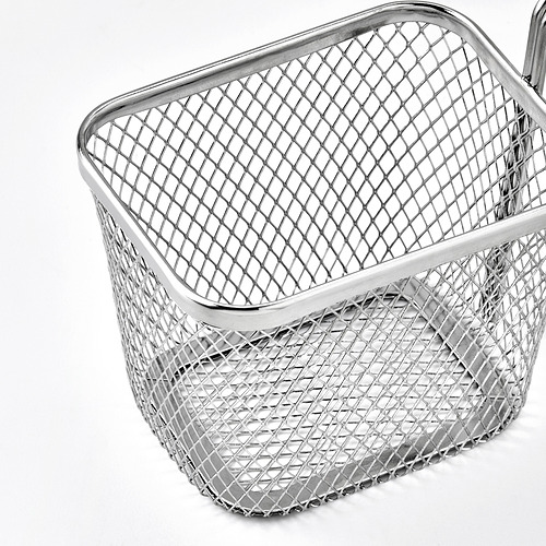 Cesta de malla de acero inoxidable para servir alimentos; duradero, práctico y apilable.