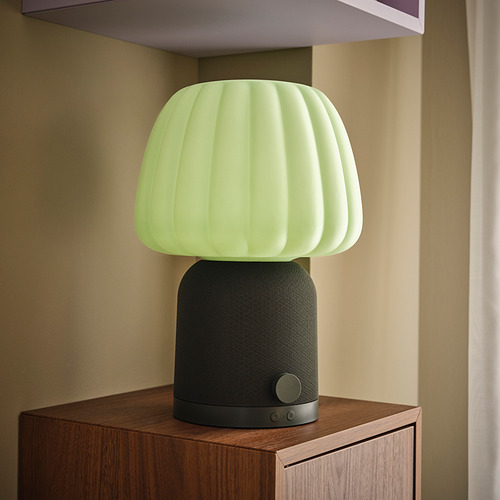 KULGLASS, lámpara con altavoz Bluetooth®. 2 de 4 abrir diálogo