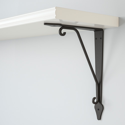 Muestra un estante de pared moderno montado con soportes metálicos resistentes, con un diseño elegante y un acabado de alta calidad.