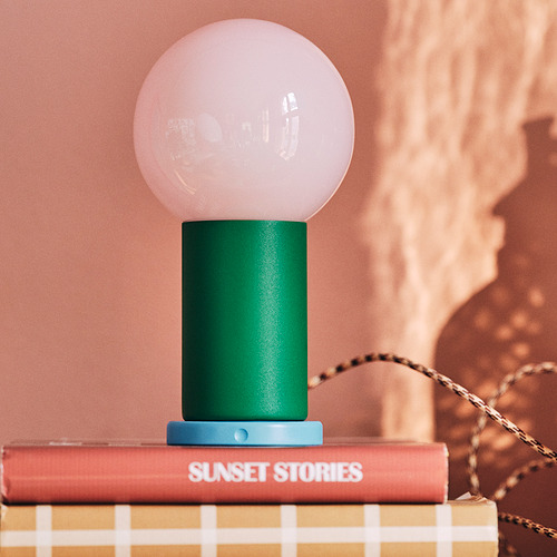 IKEA PS 2026, lámpara LED portátil a pilas 160 lm. 4 de 5 abrir diálogo