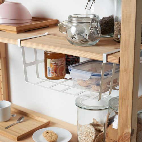 Estantes de madera con cestas de clip PÅLYCKE para guardar artículos de cocina como frascos, cajas y contenedores.