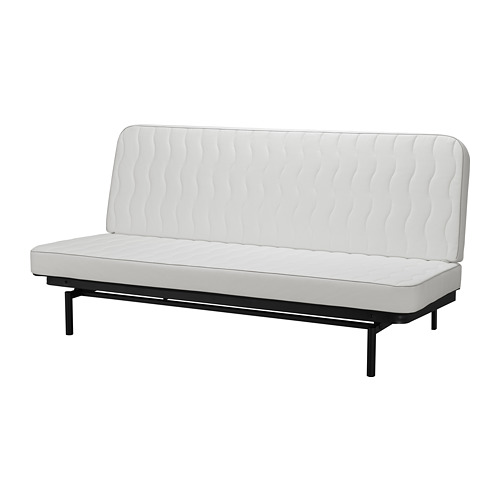 Un sofá cama NYHAMN blanco con respaldo y asiento acolchados, sostenido por patas de metal negro.