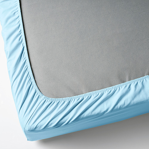 Una sábana ajustable hecha de algodón suave y transpirable, con bordes elásticos para un ajuste ajustado en colchones de hasta 26 cm de grosor.