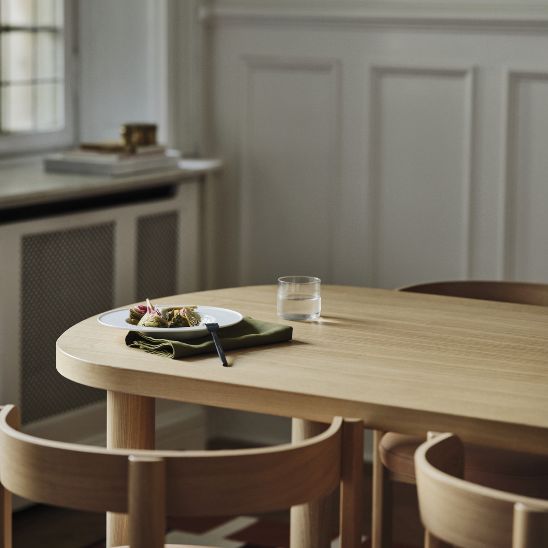 STOCKHOLM 2025, mesa de comedor. 5 de 8 abrir diálogo