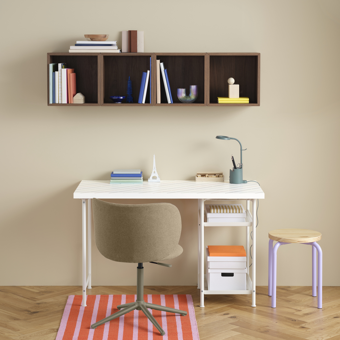 KRYLBO, silla giratoria. 4 de 9 abrir diálogo