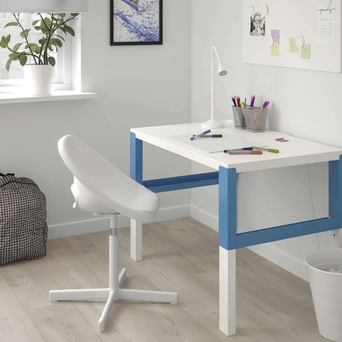 LOBERGET / SIBBEN, children's desk chair. 3 of 6 open dialog