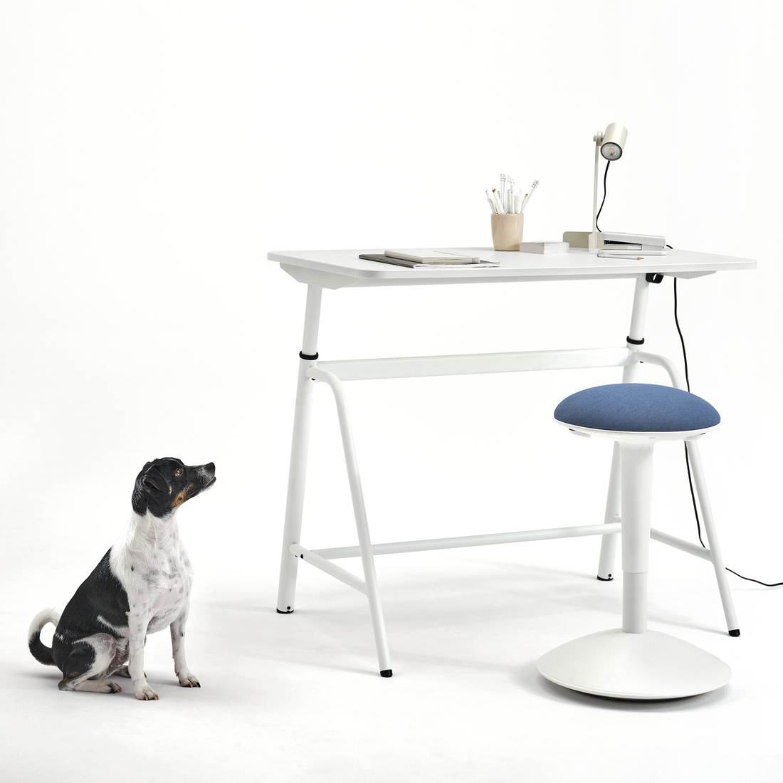 GLADHÖJDEN, desk sit/stand. 3 of 8 open dialog