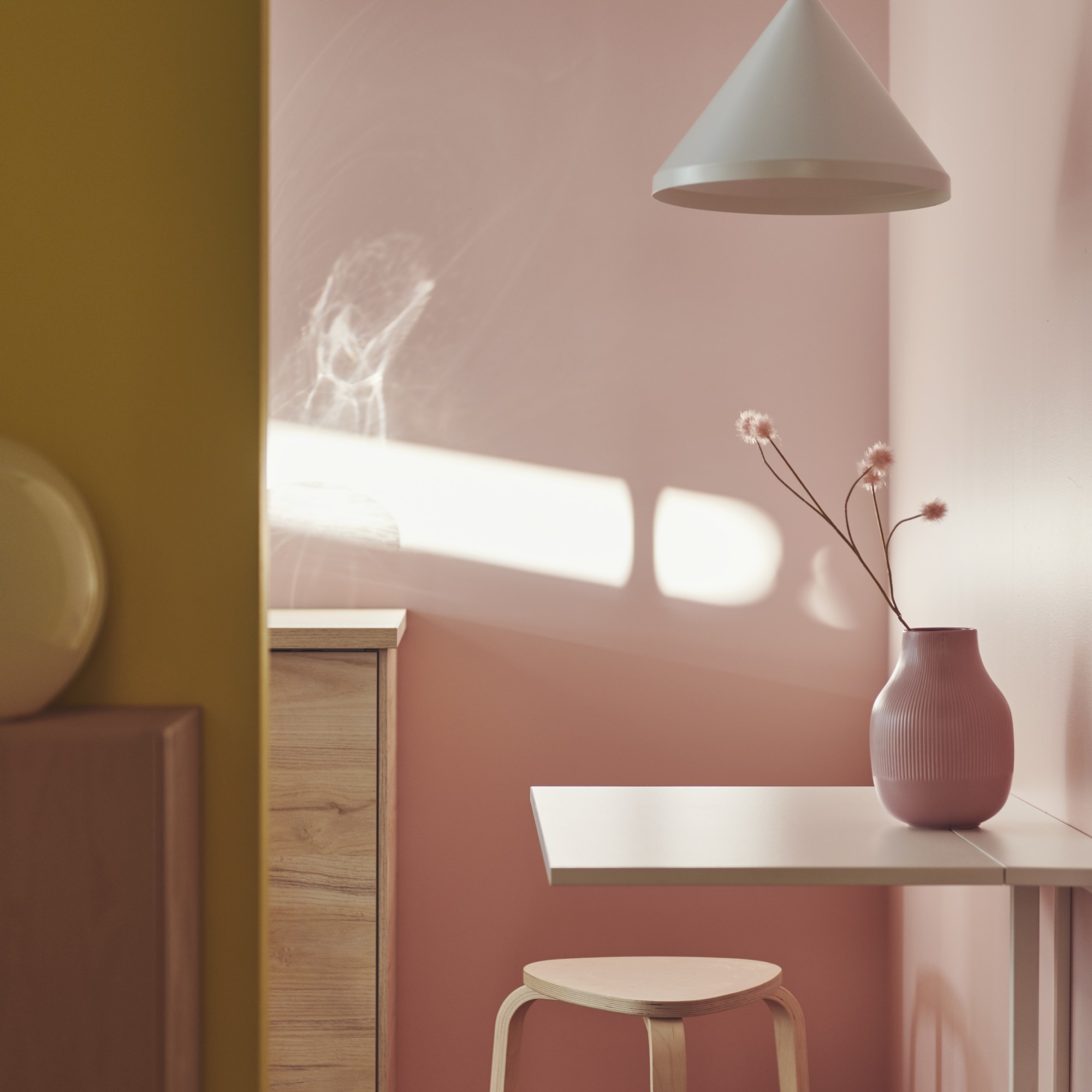 NORBERG, mesa de comedor plegable de pared. 2 de 5 abrir diálogo