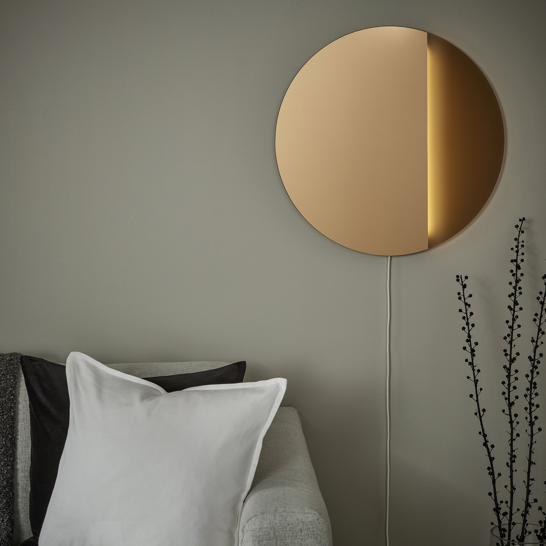 VARMBLIXT, aplique de pared/espejo LED 150lm 2700K. 4 de 6 abrir diálogo