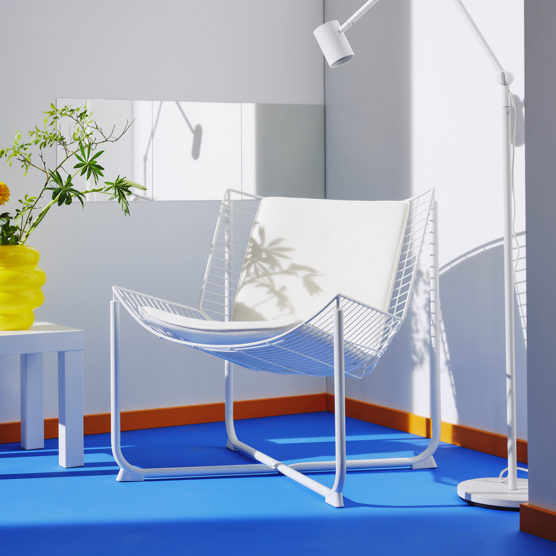 SKÅLBODA, armchair. 3 of 7 open dialog