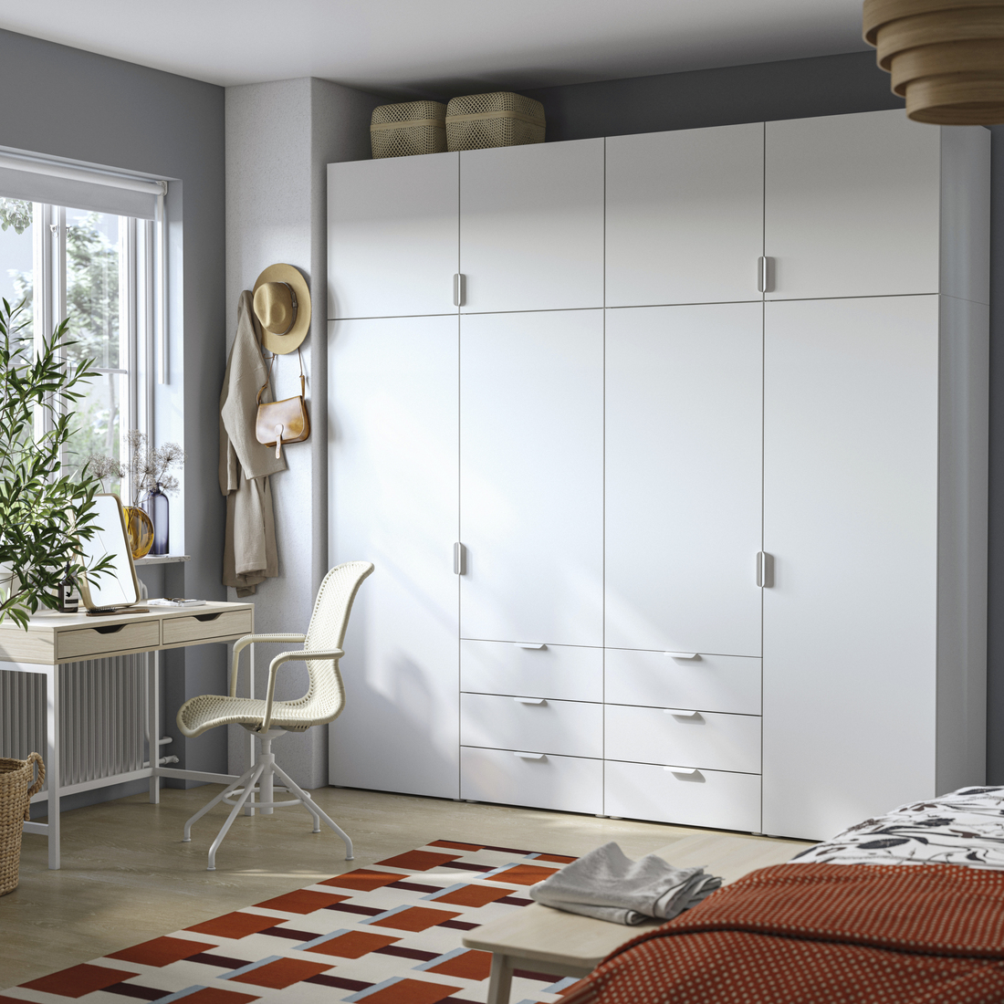 PLATSA, wardrobe with 8 doors and 6 drawers. 2 of 3 open dialog