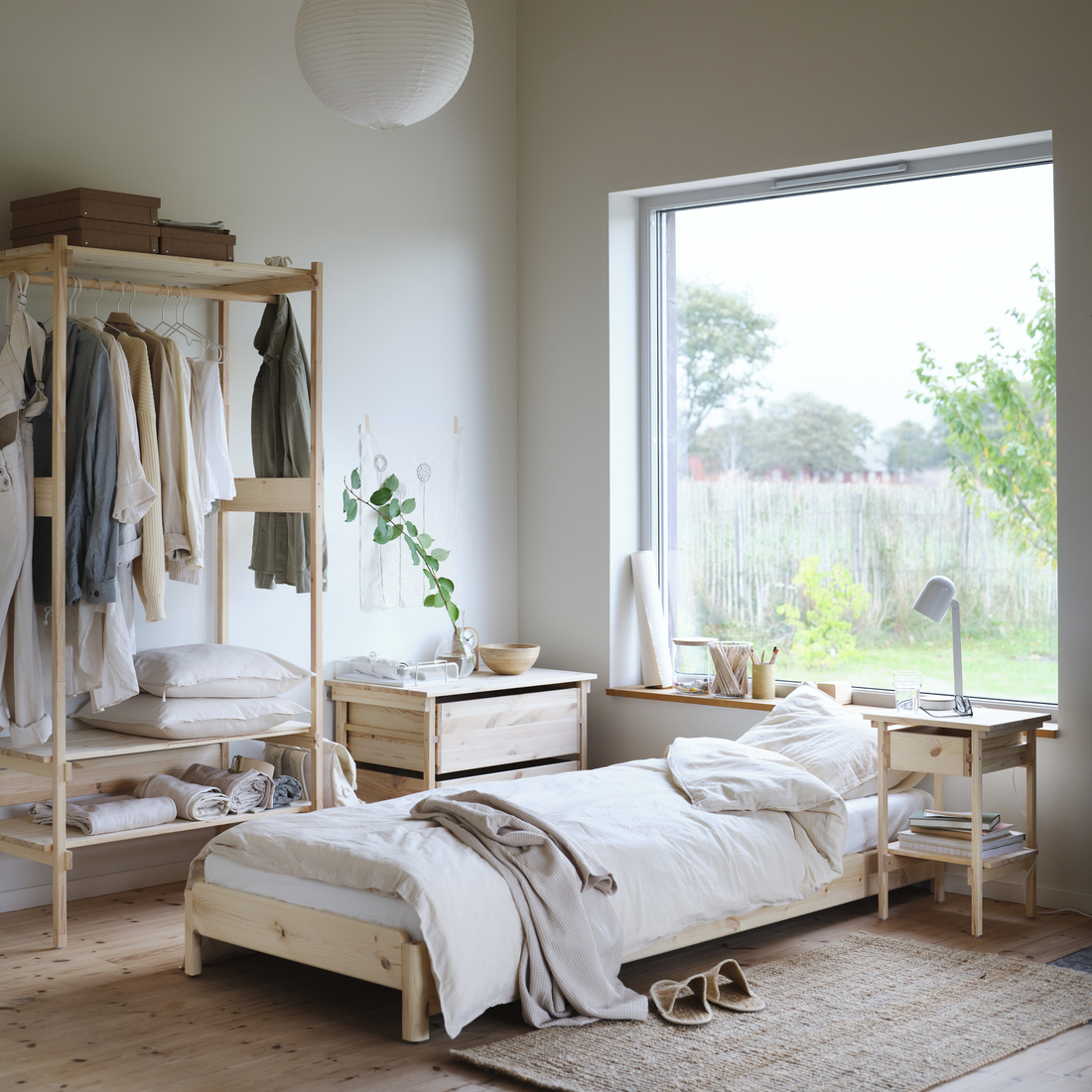 UTÅKER, stackable bed without mattress. 2 of 11 open dialog
