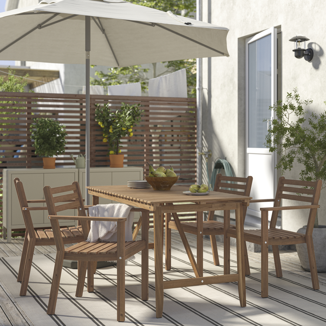 ASKHOLMEN, silla con reposabrazos de exterior. 2 de 6 abrir diálogo