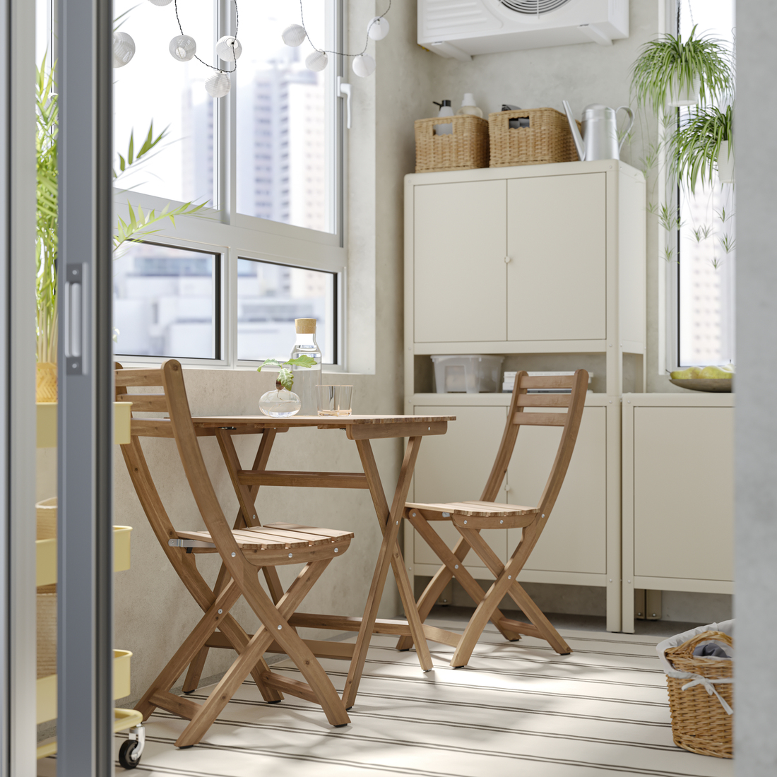 ASKHOLMEN, outdoor foldable chair. 2 of 6 open dialog