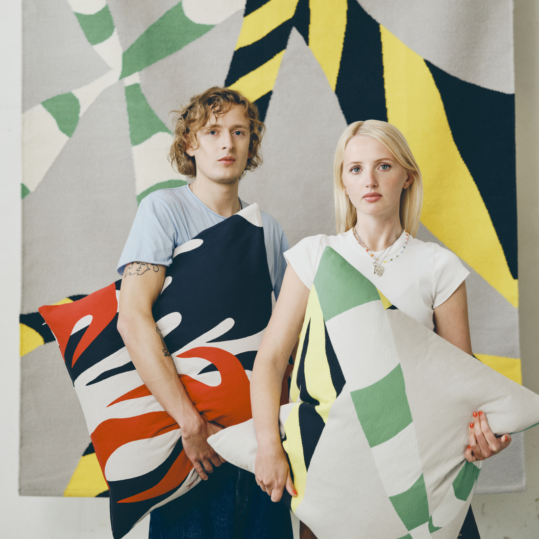KONSTRUNDA, cushion cover. 3 of 4 open dialog