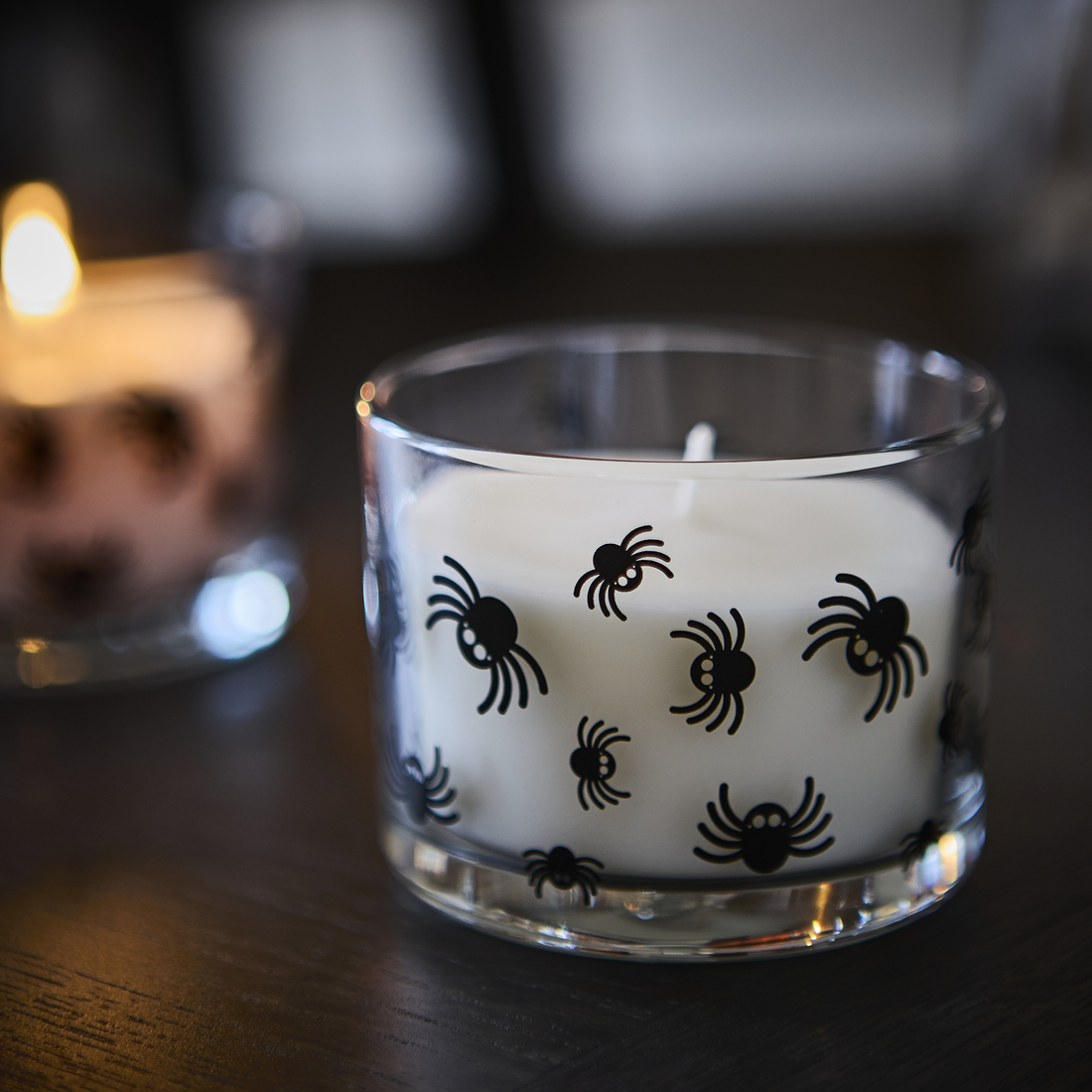 KUSTFYR, scented candle in glass. 3 of 5 open dialog