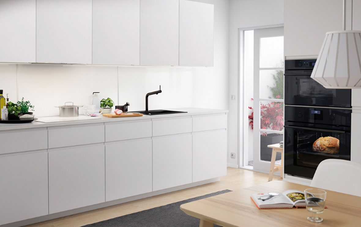 VOXTORP white kitchen
