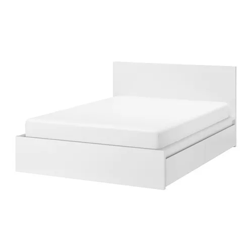 Una cama MALM