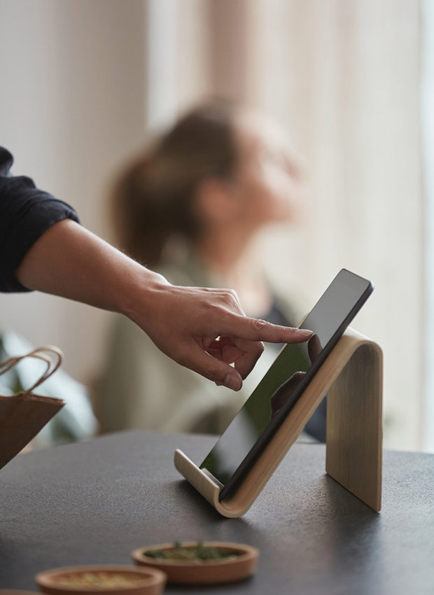 A VIVALLA Tablet stand on a table