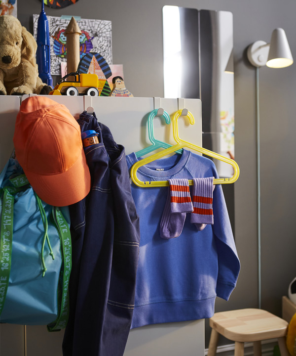 BAGIS percha para niños y niñas, colores variados 