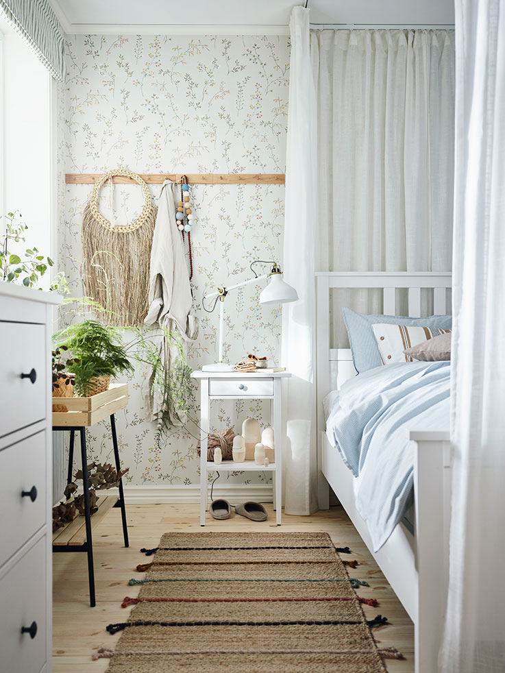  bedroom is full of positive and inspiring energy with its light and soft colors