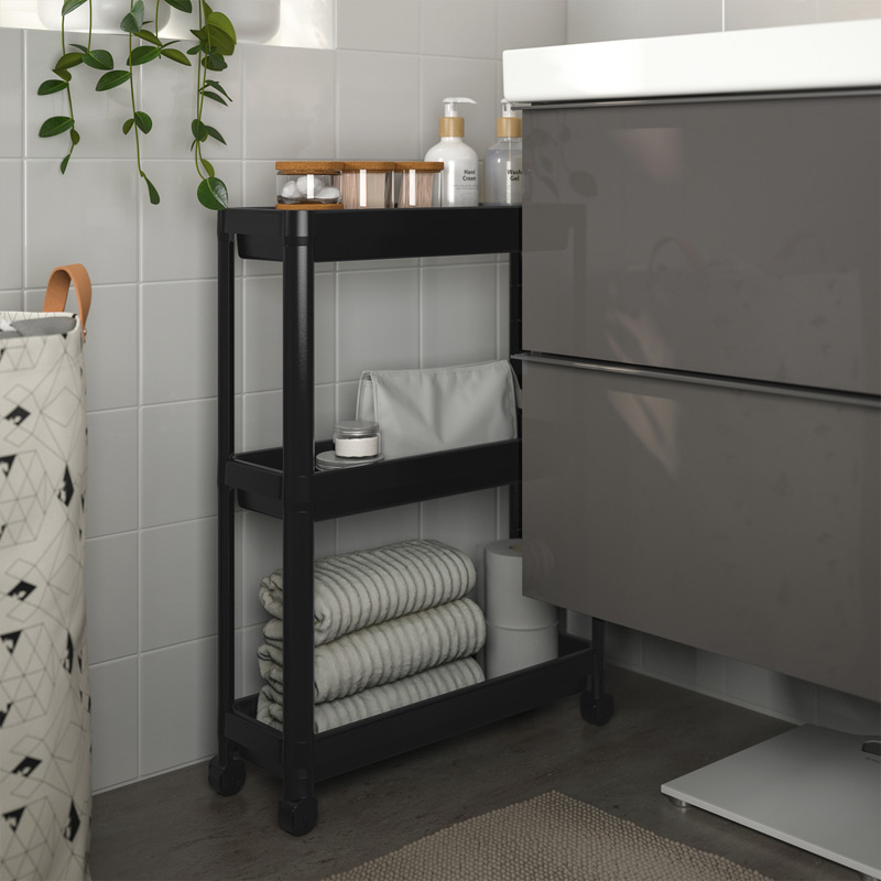 un carrito de baño negro